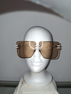 Balmain Gendarme BPS-109 Sunglasses With Case